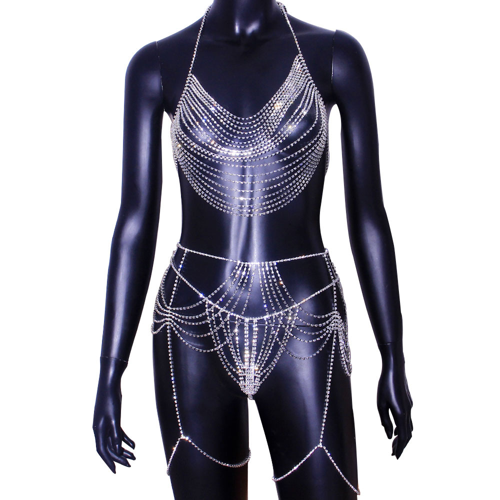 Catena per il corpo sexy Caten - Body Jewelry Chest recensione e prezzo